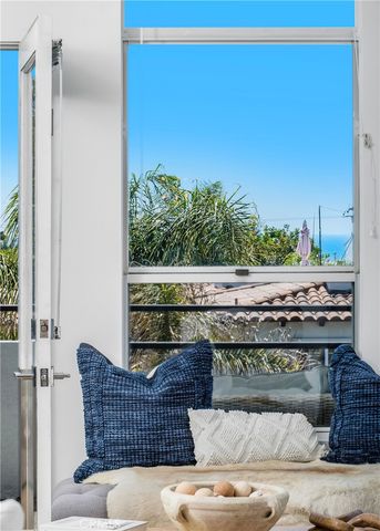 647 1st Place, Hermosa Beach, CA 90254