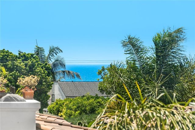 647 1st Place, Hermosa Beach, CA 90254