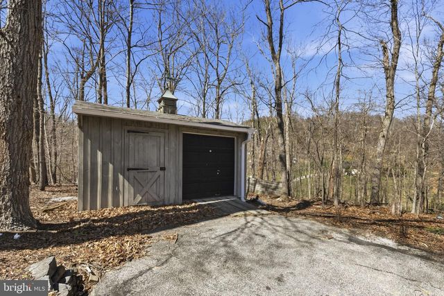 2715 BLACK ROCK RD, Reisterstown, MD 21136