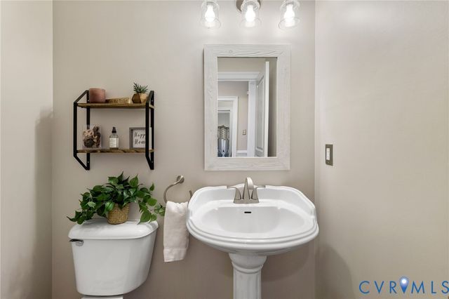 16801 Jennway Ct, Chesterfield, VA 23120