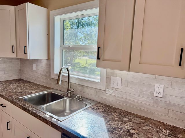 510 W Park Street, Seymour, MO 65746