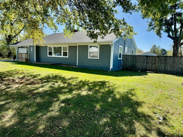 510 W Park Street, Seymour, MO 65746