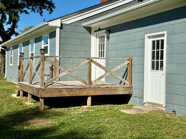 510 W Park Street, Seymour, MO 65746