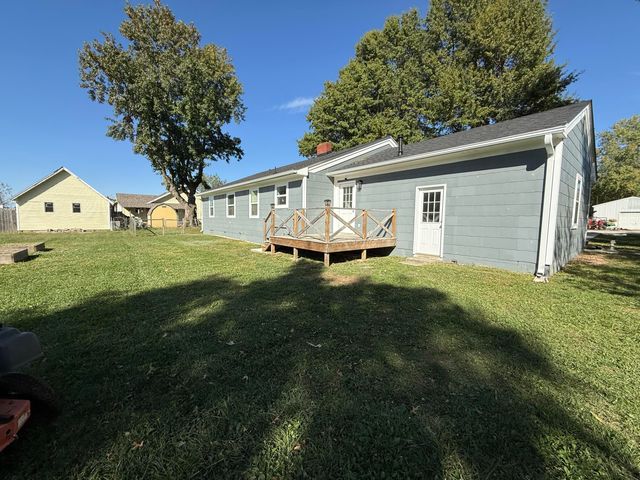 510 W Park Street, Seymour, MO 65746