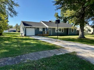 510 W Park Street, Seymour, MO 65746