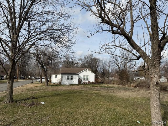 448 Crowe Street, Sikeston, MO 63801
