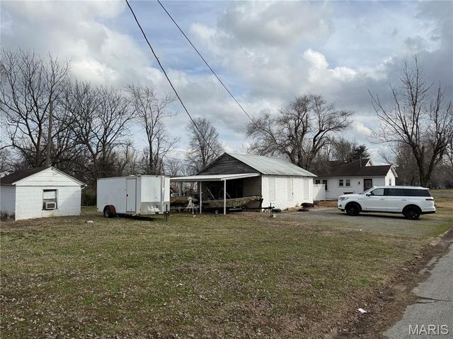 448 Crowe Street, Sikeston, MO 63801