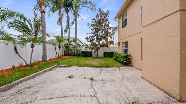 468 QUEENSBRIDGE DRIVE, Lake Mary, FL 32746