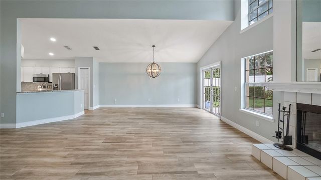 468 QUEENSBRIDGE DRIVE, Lake Mary, FL 32746