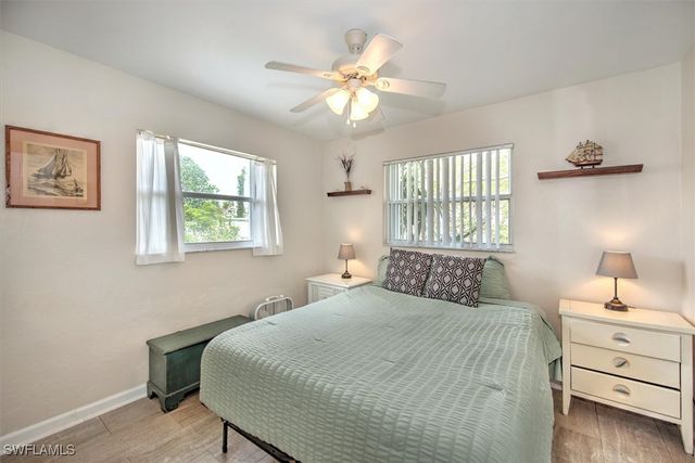 725 Sesame CT, Cape Coral, FL 33904