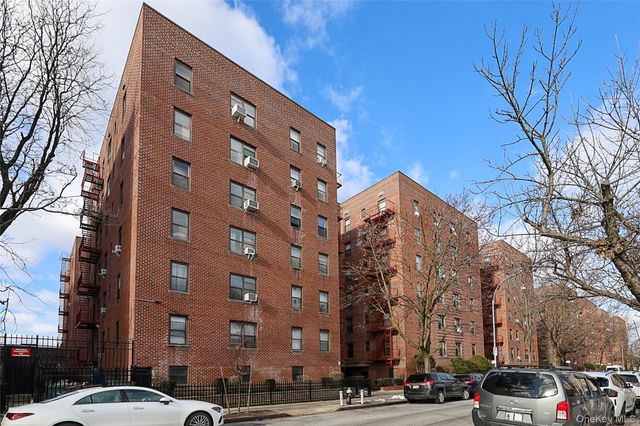 32-40 89 Street 608, East Elmhurst, NY 11369