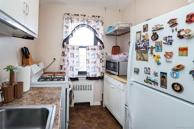 32-40 89 Street 608, East Elmhurst, NY 11369