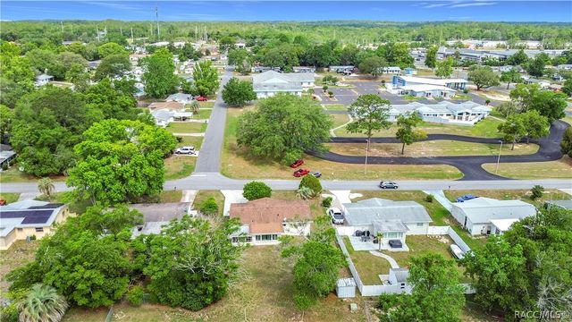 81 S Barbour Street, Beverly Hills, FL 34465