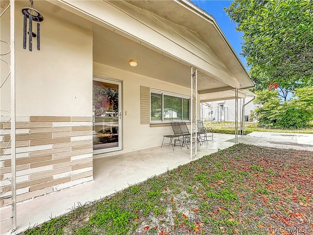 81 S Barbour Street, Beverly Hills, FL 34465