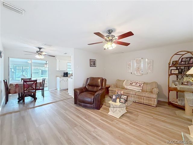 81 S Barbour Street, Beverly Hills, FL 34465