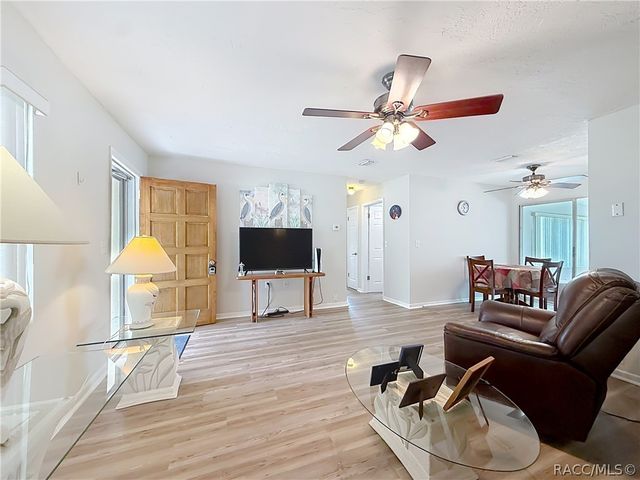 81 S Barbour Street, Beverly Hills, FL 34465