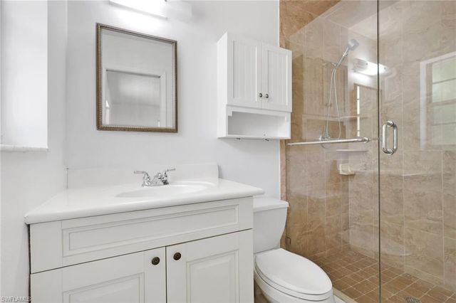 8091 San Carlos BLVD, Fort Myers, FL 33967