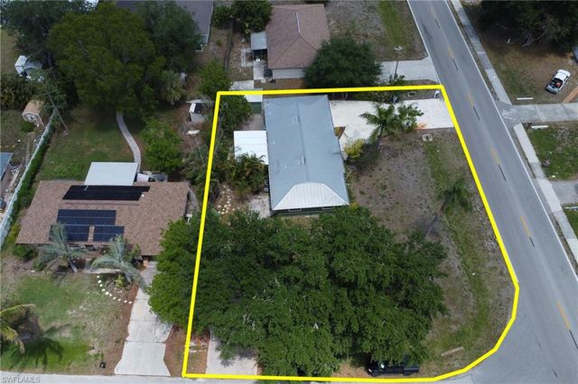 8091 San Carlos BLVD, Fort Myers, FL 33967