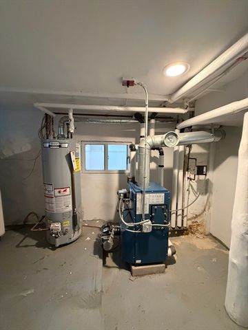 31 Frost Ave, Brockton, MA 02301