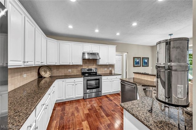 3024 West Creek Drive, Medina, OH 44256