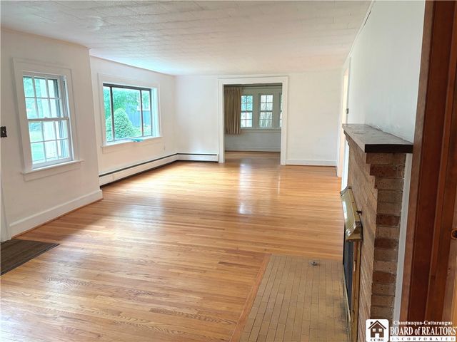 196 Temple Street, Pomfret, NY 14063