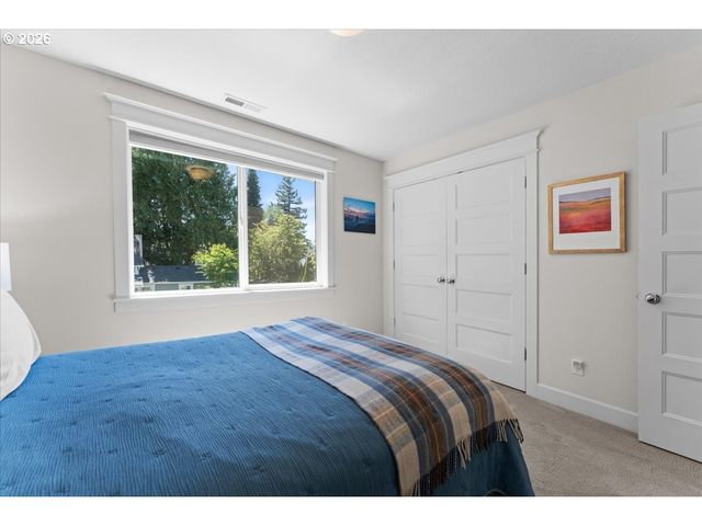 2136 5TH Ave, West Linn, OR 97068