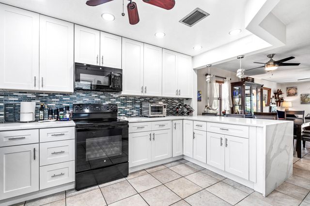 3250 NE 12th Street 1, Pompano Beach, FL 33062