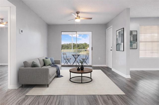 214 LAKE PARSONS GRN 206, Brandon, FL 33511