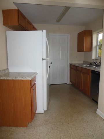 975 SHORECREST AVENUE, Deltona, FL 32725