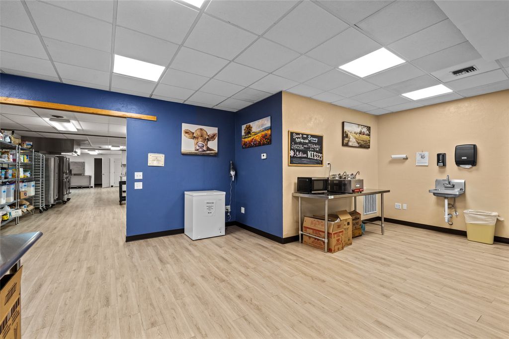 1282 US Highway 2, Kalispell, MT 59901 photo 15