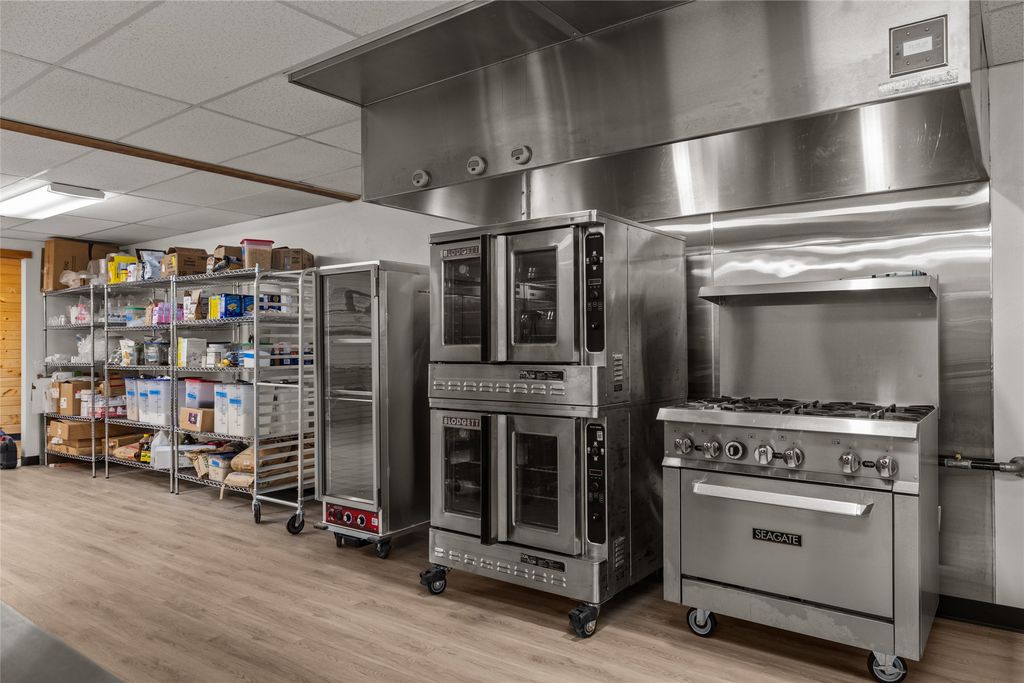 1282 US Highway 2, Kalispell, MT 59901 photo 27