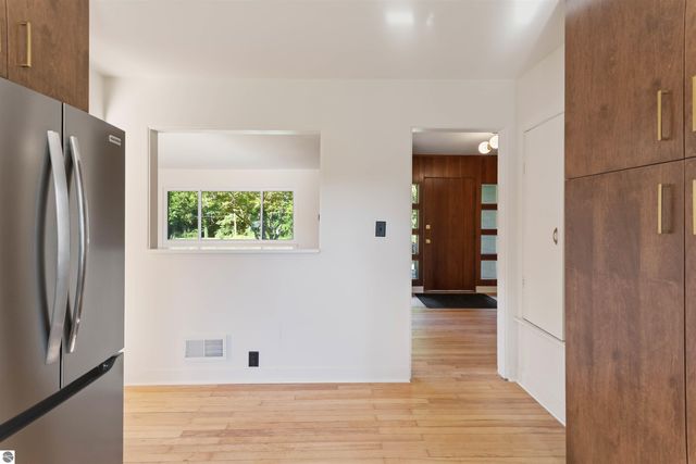 1330 N Orchard Drive, Traverse City, MI 49686