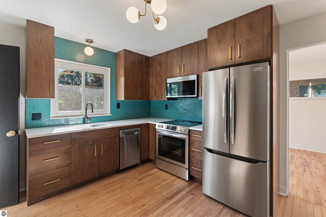 1330 N Orchard Drive, Traverse City, MI 49686