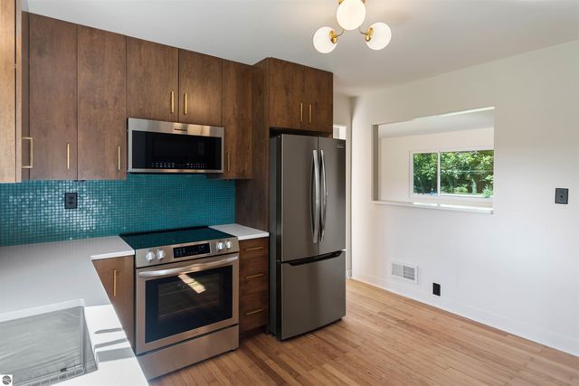 1330 N Orchard Drive, Traverse City, MI 49686