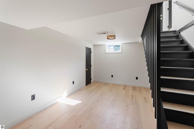 1330 N Orchard Drive, Traverse City, MI 49686