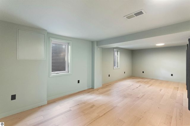 1330 N Orchard Drive, Traverse City, MI 49686