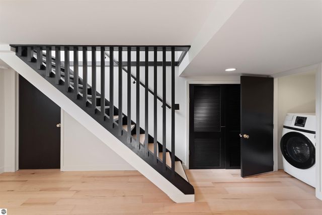 1330 N Orchard Drive, Traverse City, MI 49686