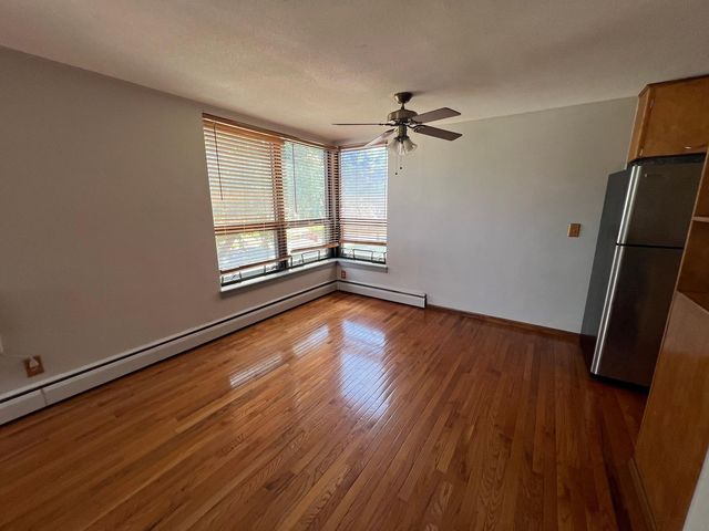 2500 Blaisdell Avenue 211, Minneapolis, MN 55404