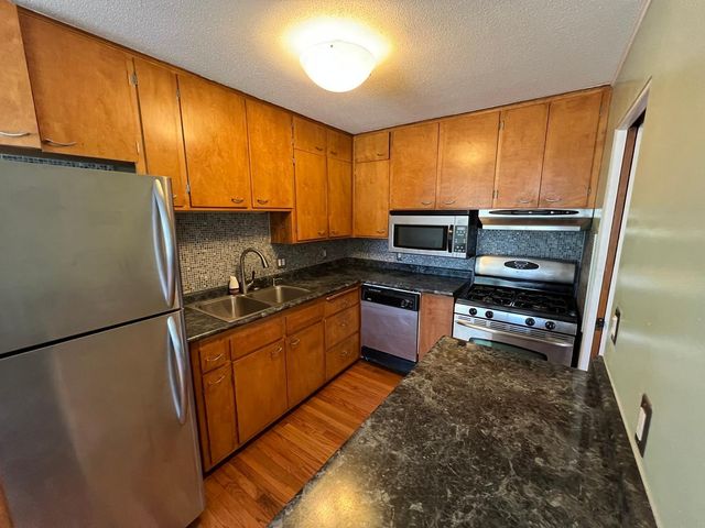 2500 Blaisdell Avenue 211, Minneapolis, MN 55404
