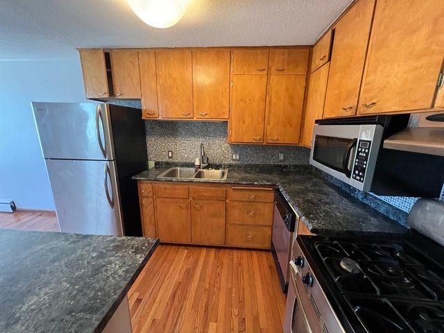 2500 Blaisdell Avenue 211, Minneapolis, MN 55404