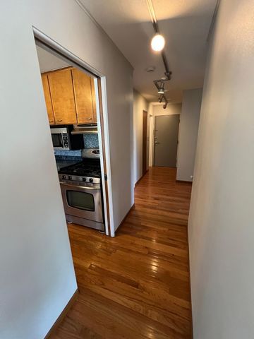 2500 Blaisdell Avenue 211, Minneapolis, MN 55404