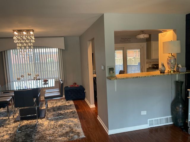 246 S Ingleside Avenue, Glenwood, IL 60425