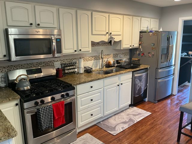 246 S Ingleside Avenue, Glenwood, IL 60425