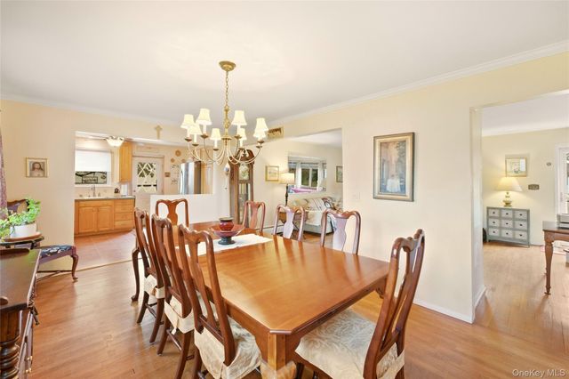 44 Dulittle Street, North Babylon, NY 11703