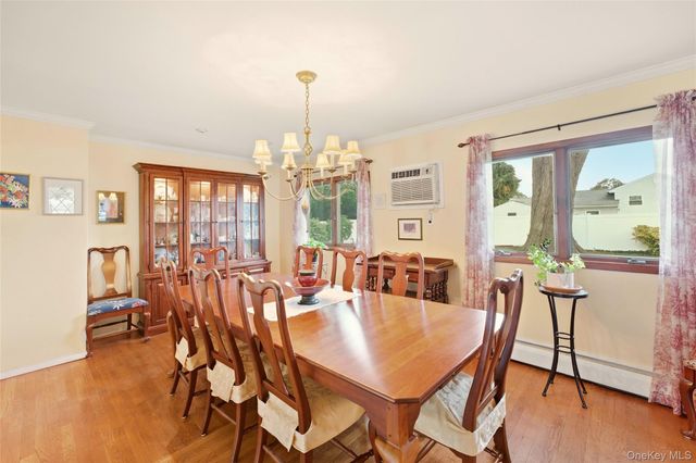 44 Dulittle Street, North Babylon, NY 11703