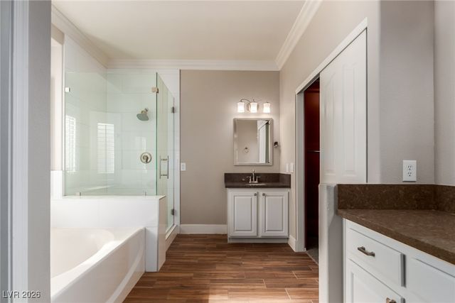 264 Pointe Ranier Avenue, Henderson, NV 89012