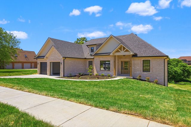 1028 Meadow Ridge Drive, Richmond, KY 40475