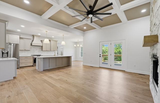 1028 Meadow Ridge Drive, Richmond, KY 40475