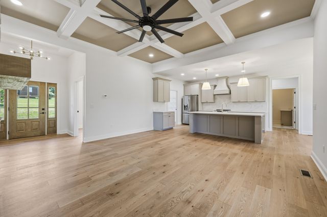 1028 Meadow Ridge Drive, Richmond, KY 40475