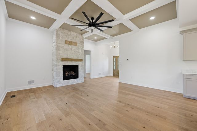 1028 Meadow Ridge Drive, Richmond, KY 40475